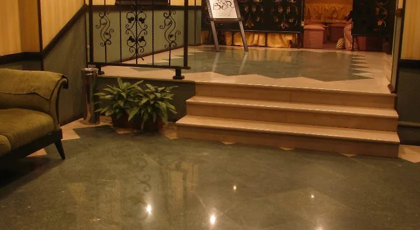 Diplomat Hotel Bakü
