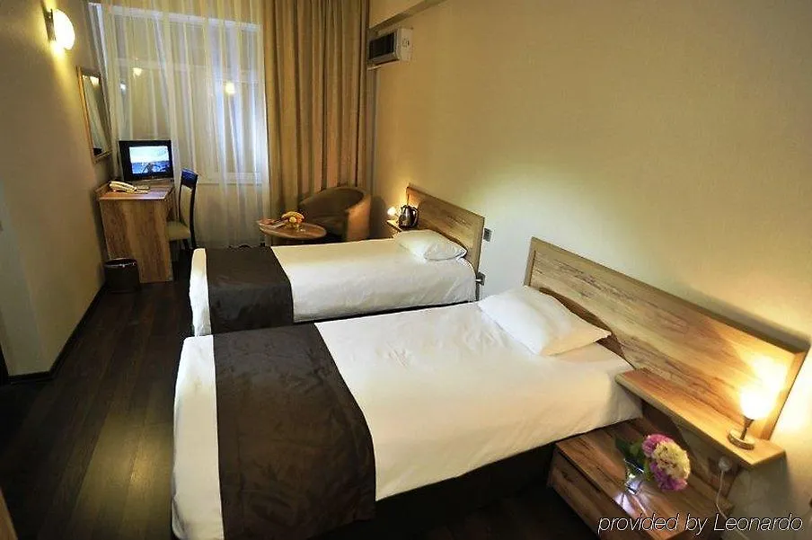 Diplomat Hotel Bakü 3*,  Azerbaycan